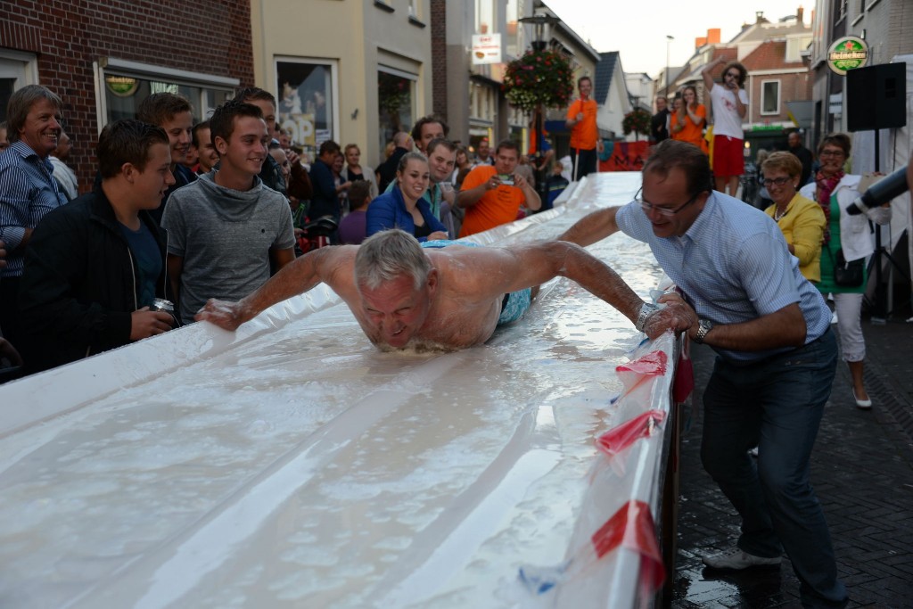 ../Images/Donderdag kermis 542.jpg